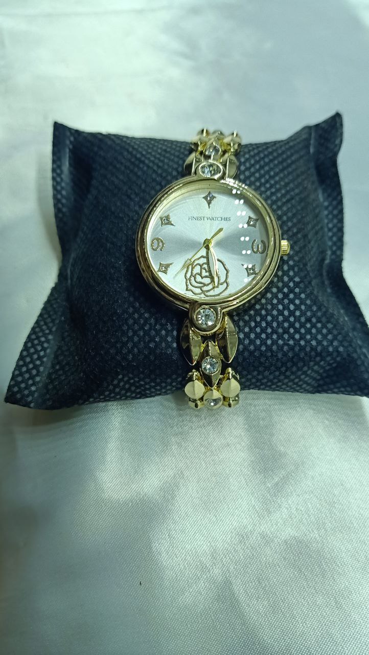 ساعه حريمى عقارب استانلس 180ج